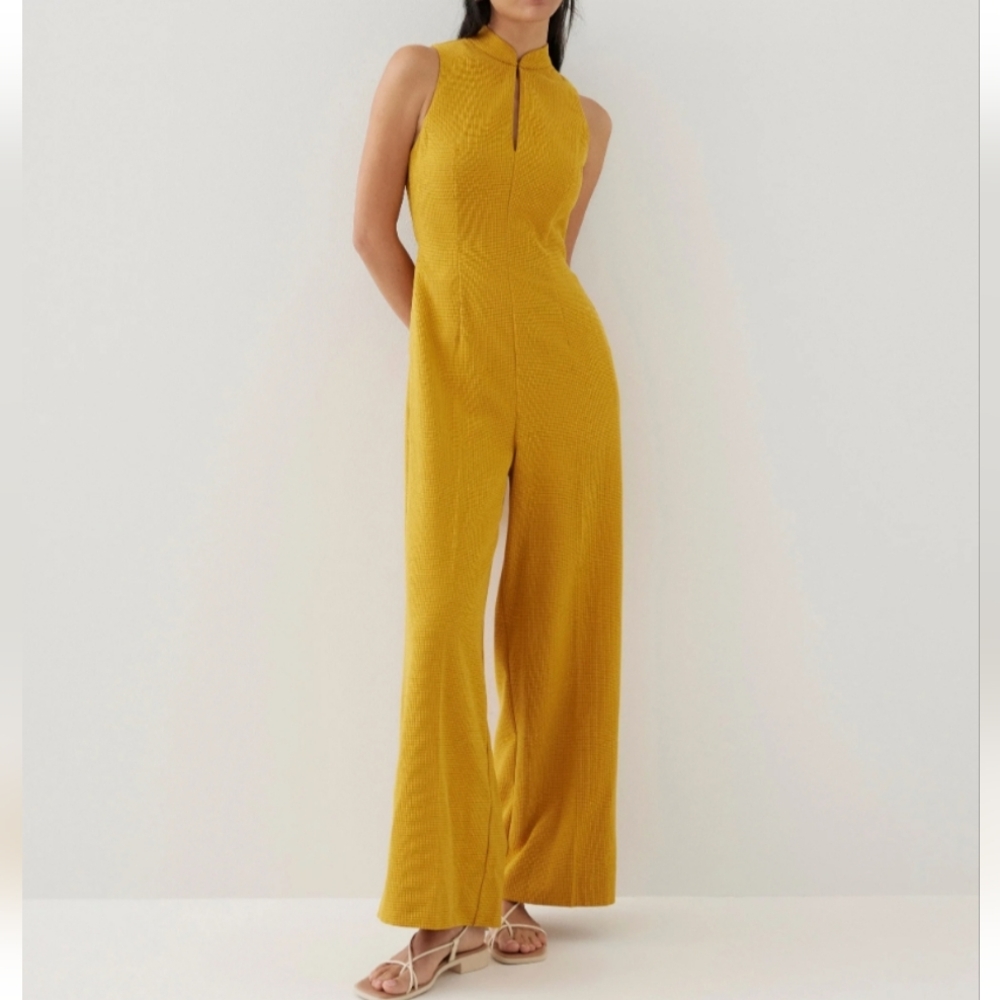 Mina Padded Tweed Mandarin Collar Jumpsuit

Built-in Padding